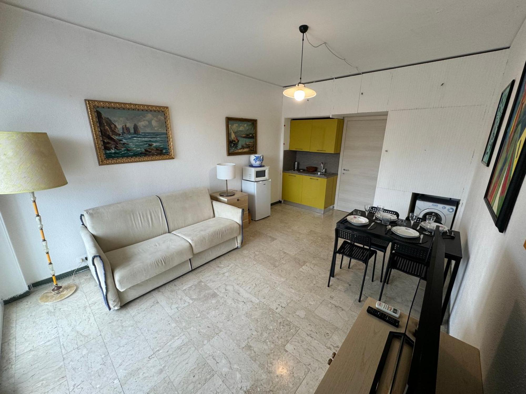Tirrenia Beach House - Sea Front With Private Beach San Remo Buitenkant foto